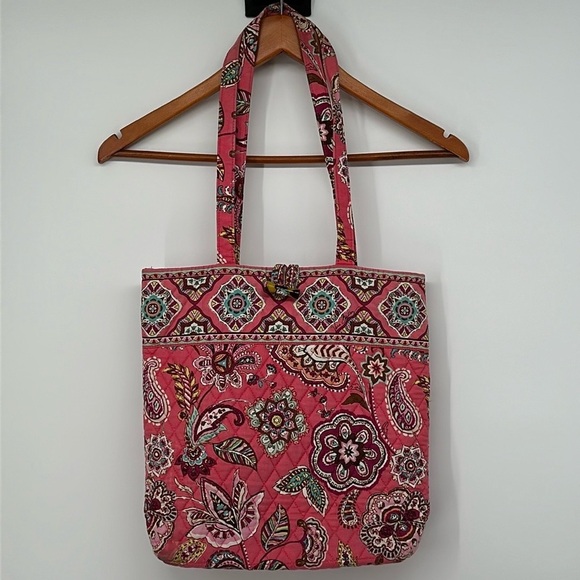 Vera Bradley Call Me Coral Large Tote with Toggle Closure - Picture 12 of 12